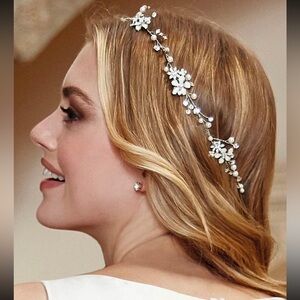 NWT | New In Box | One Size | Pronovias Barcelona Ivory + Crystal Bridal Halo